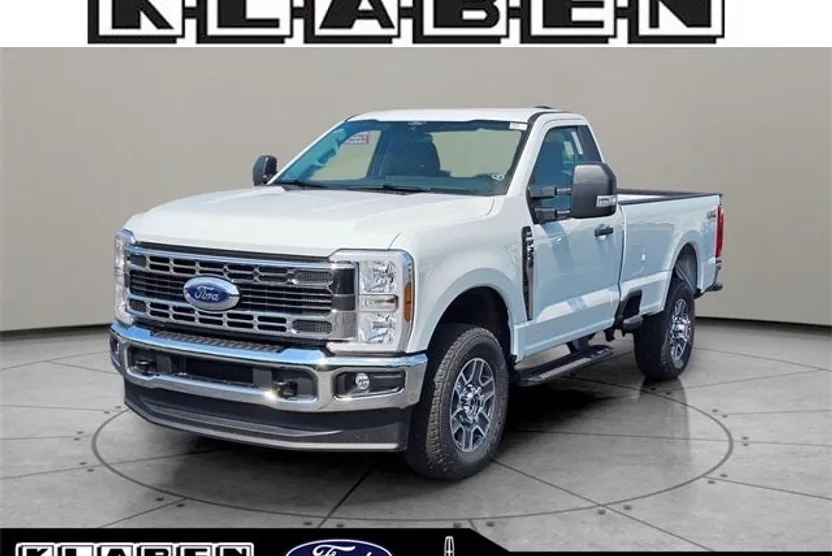 2025 Ford F-350 XLT photo 1