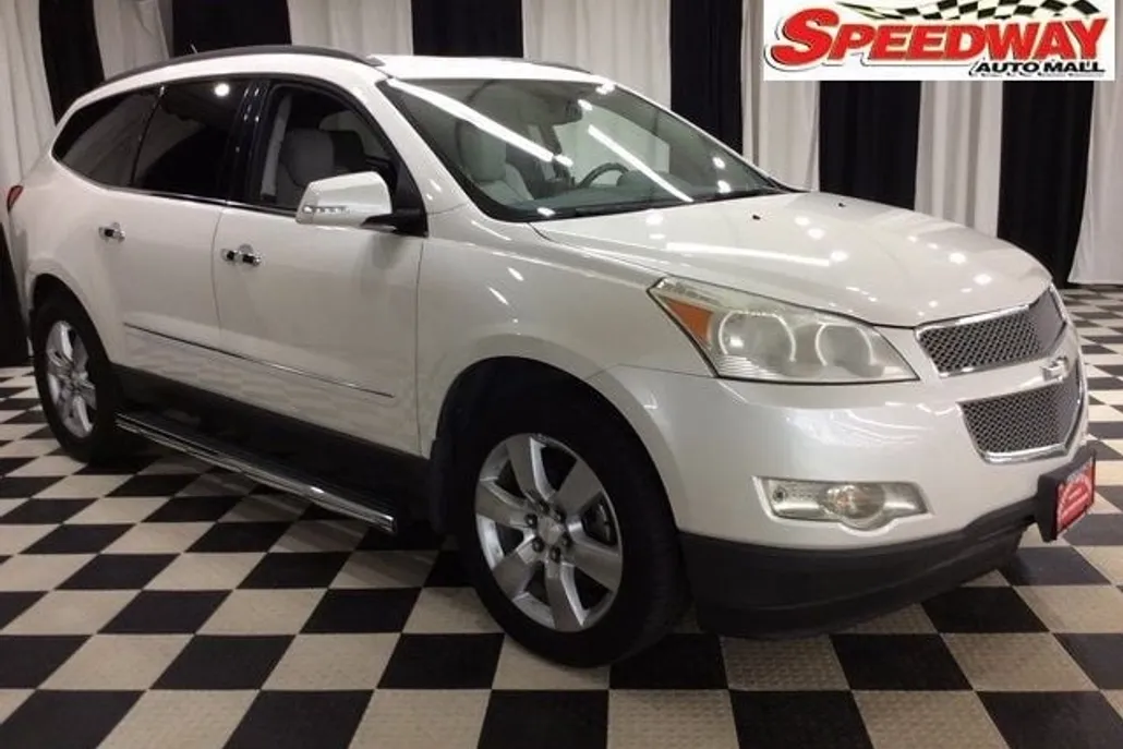 2011 Chevrolet Traverse LTZ photo 1