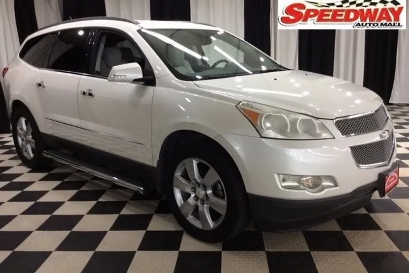 2011 Chevrolet Traverse LTZ photo 1