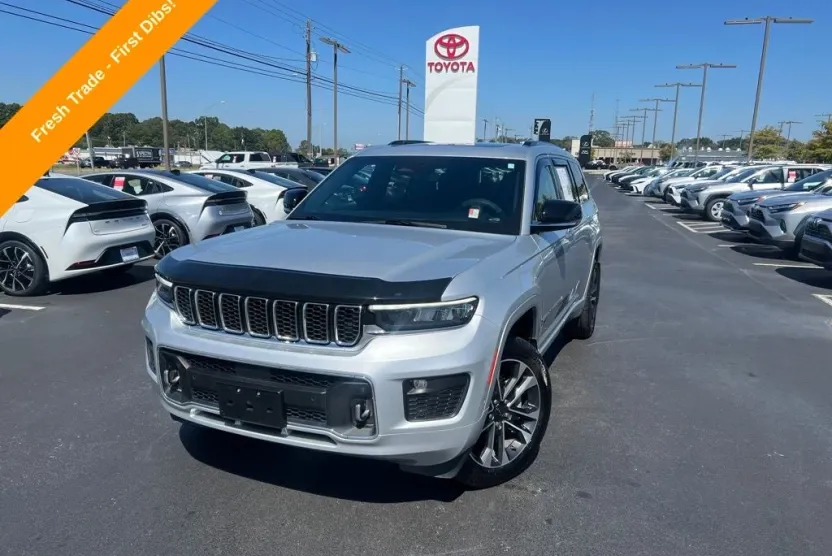 2021 Jeep Grand Cherokee Overland photo 1