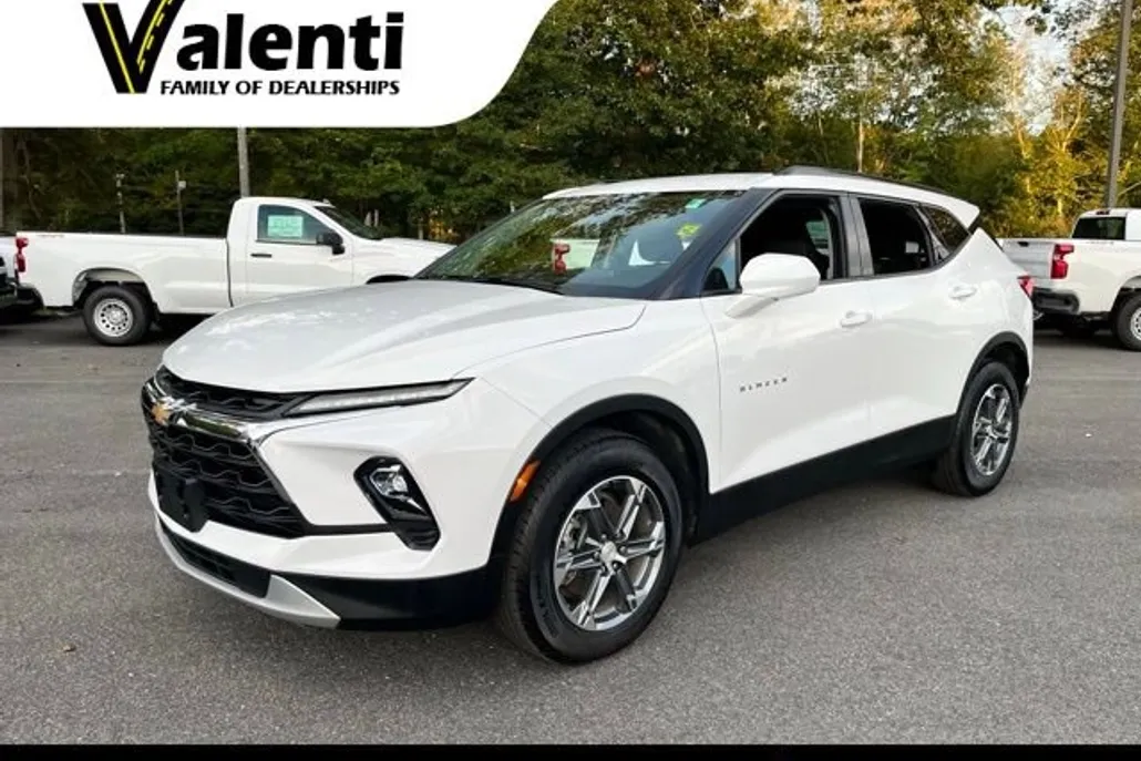 2024 Chevrolet Blazer 2LT photo 1