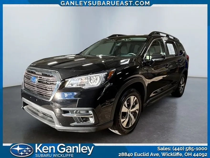 2022 Subaru Ascent Premium photo 1
