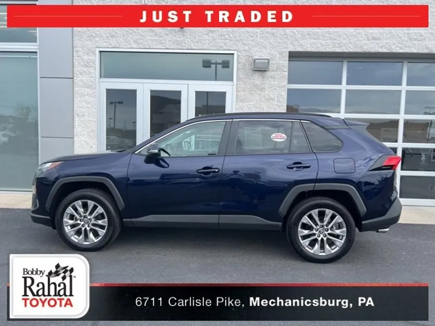 2024 Toyota RAV4 XLE Premium photo 1