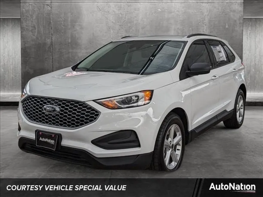2024 Ford Edge SE photo 1