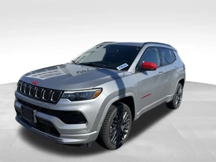 2023 Jeep Compass Limited photo 1