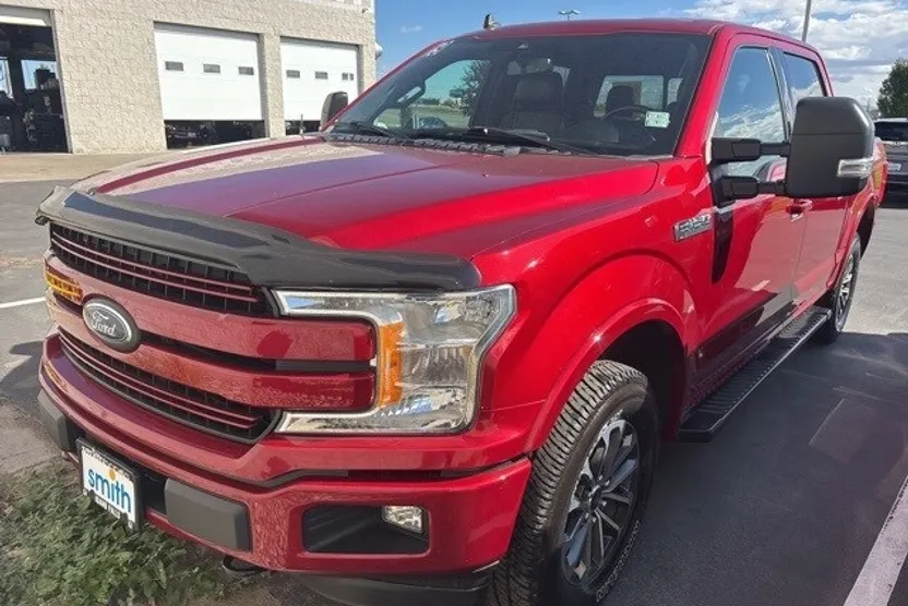 2019 Ford F-150 Lariat photo 1