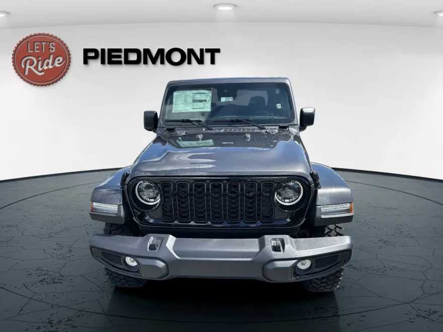 2025 Jeep Gladiator Sport photo 1