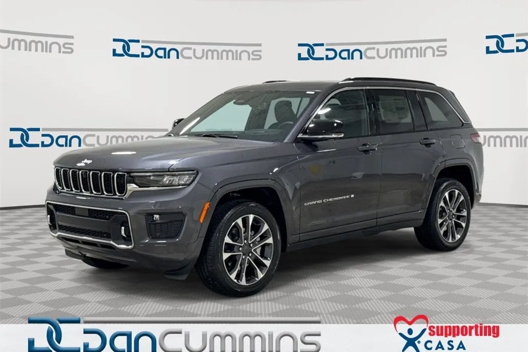 2025 Jeep Grand Cherokee Overland photo 1