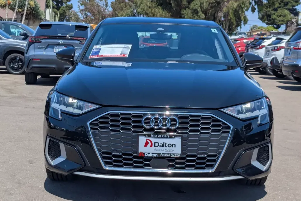 2022 Audi A3 40 Premium photo 1