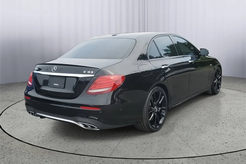 2018 Mercedes Benz E 43 AMG photo 1