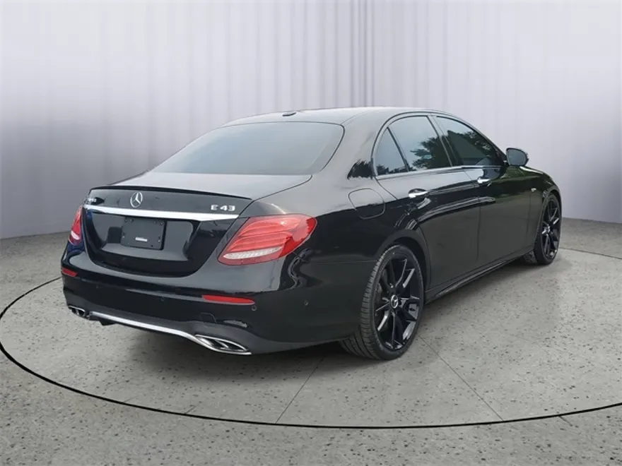 2018 Mercedes Benz E 43 AMG photo 1
