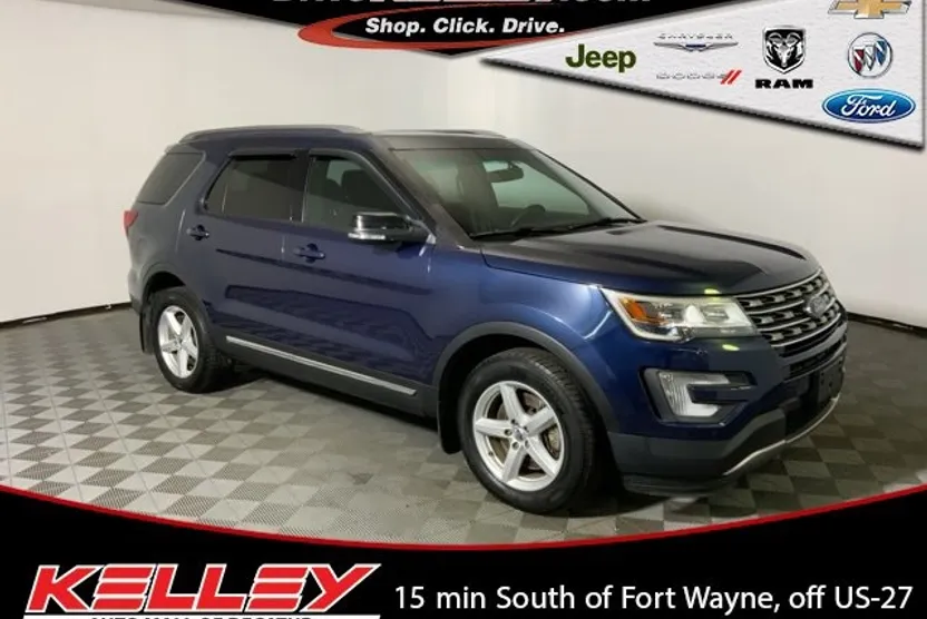 2016 Ford Explorer XLT photo 1