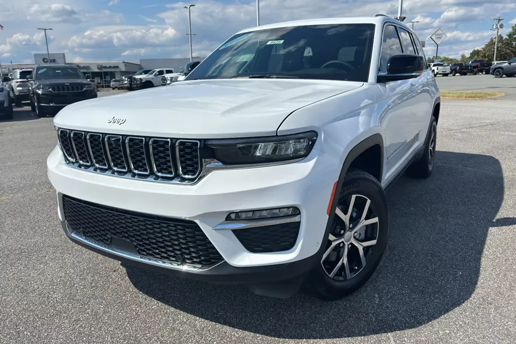 2025 Jeep Grand Cherokee Limited photo 1