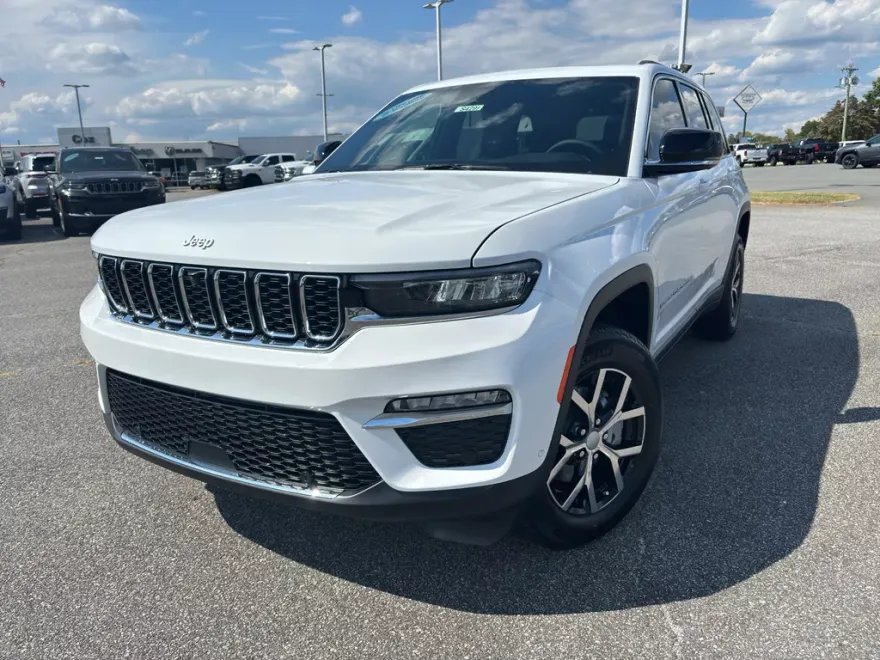 2025 Jeep Grand Cherokee Limited photo 1