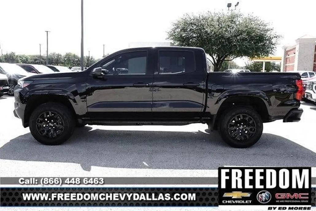 2025 Chevrolet Colorado Work Truck photo 1