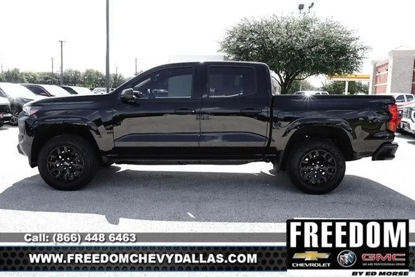 2025 Chevrolet Colorado Work Truck photo 1