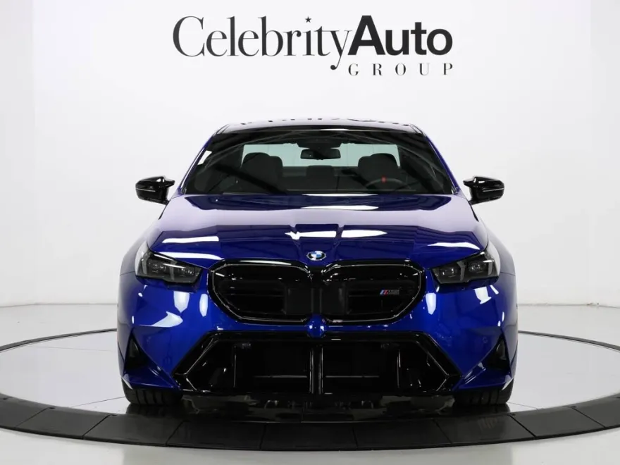 2025 Bmw M5 5 photo 1