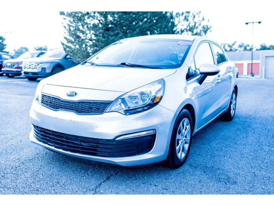 2017 Kia Rio LX photo 1