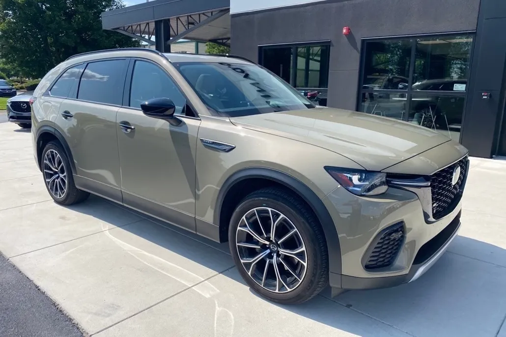 2025 Mazda CX-70 Premium photo 1