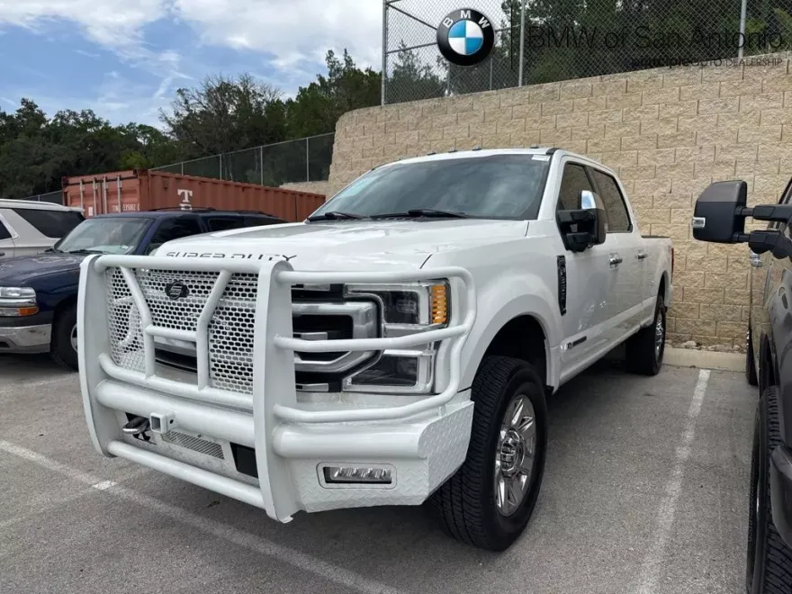2021 Ford F-350 Platinum photo 1