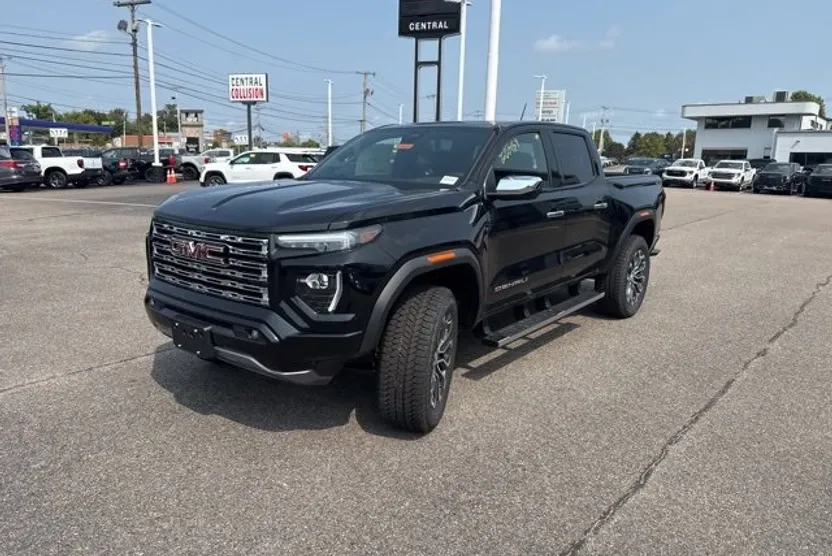 2026 Gmc Canyon Denali photo 1