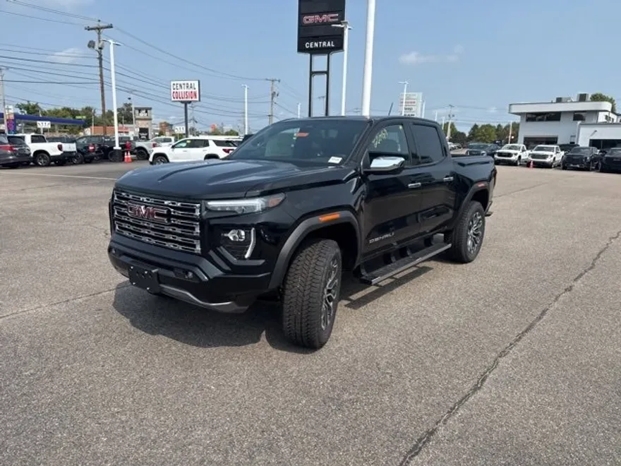 2026 Gmc Canyon Denali photo 1