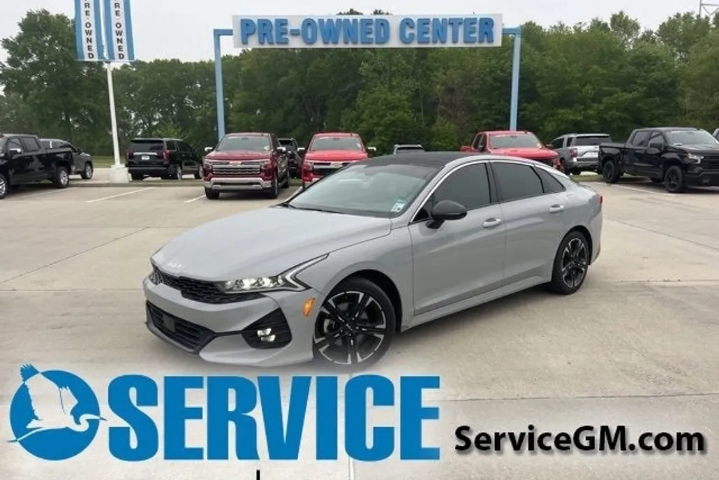 2023 Kia K5 GT-Line photo 1
