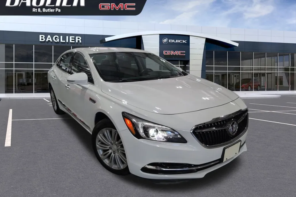 2018 Buick LaCrosse Essence photo 1