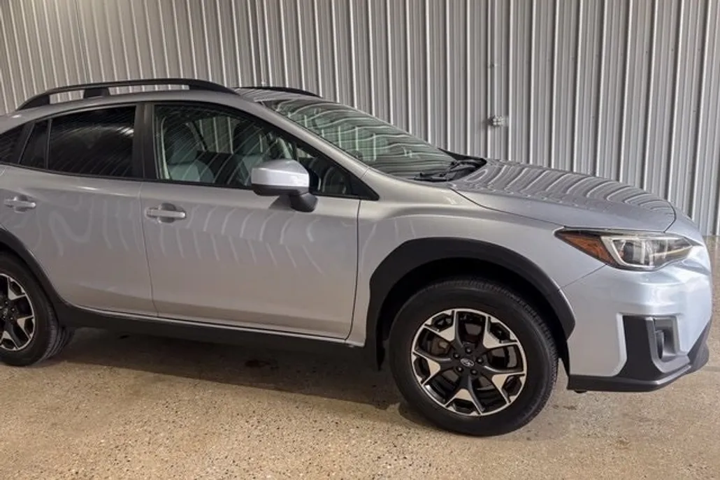 2020 Subaru Crosstrek Premium photo 1
