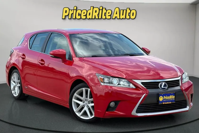 2014 Lexus CT 200h photo 1