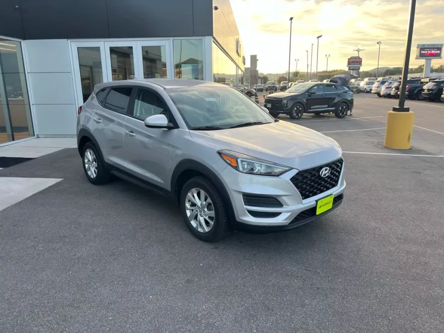 2020 Hyundai Tucson SE photo 1