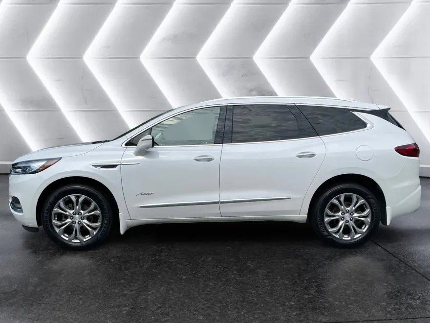 2021 Buick Enclave Avenir photo 1
