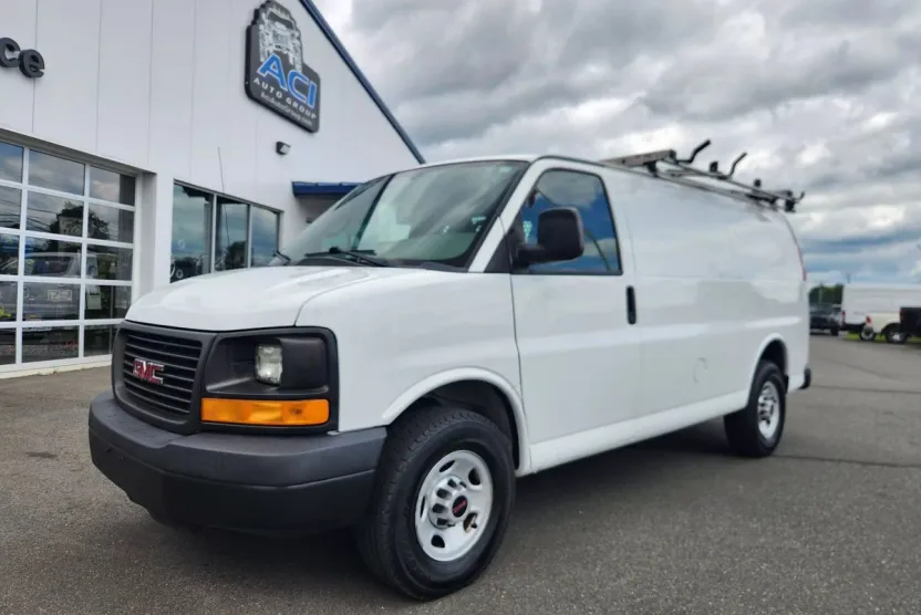 2016 Gmc Savana 2500 Cargo photo 1