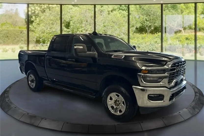 2025 Ram 2500 Tradesman photo 1