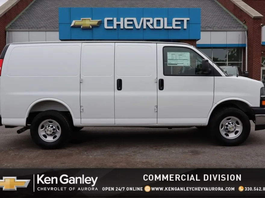 2025 Chevrolet Express 2500 Work Van photo 1