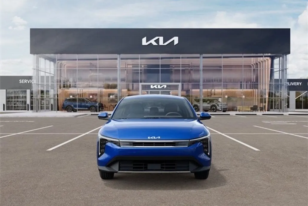 2025 Kia K4 EX photo 1