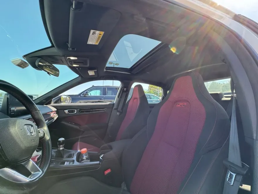 2023 Honda Civic Si photo 1