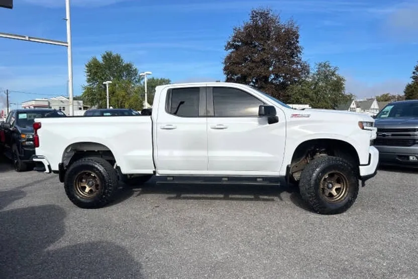 2019 Chevrolet Silverado 1500 RST photo 1