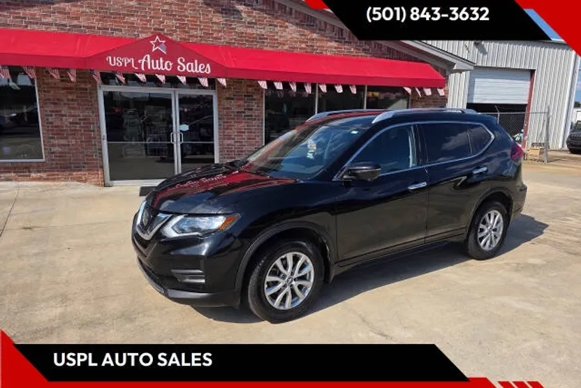 2018 Nissan Rogue SV photo 1