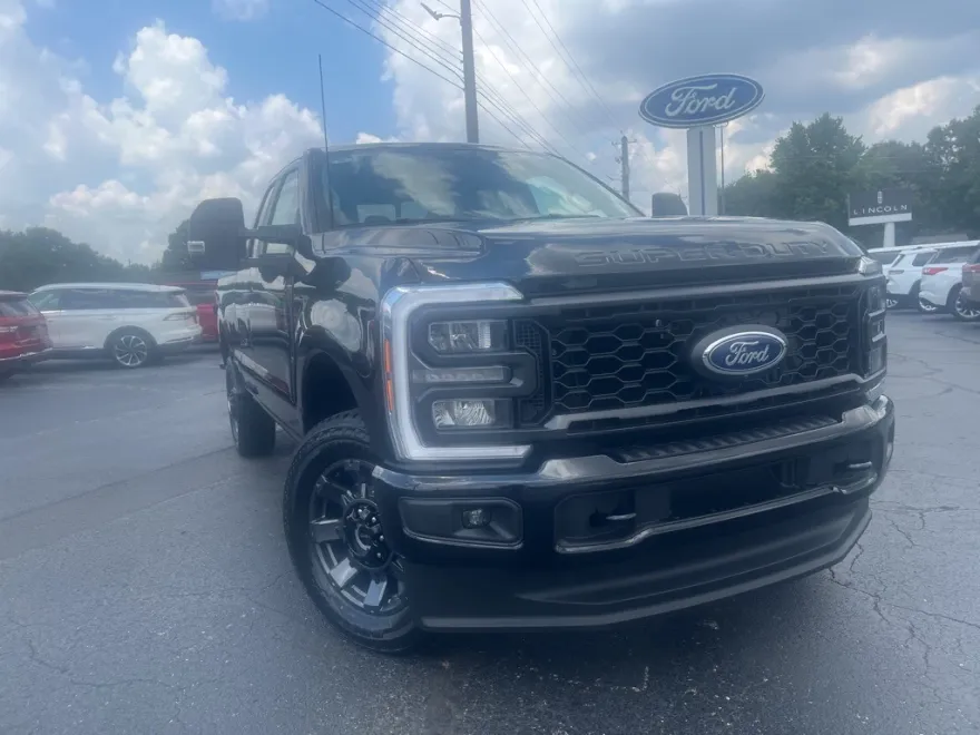 2026 Ford F-350 XL photo 1