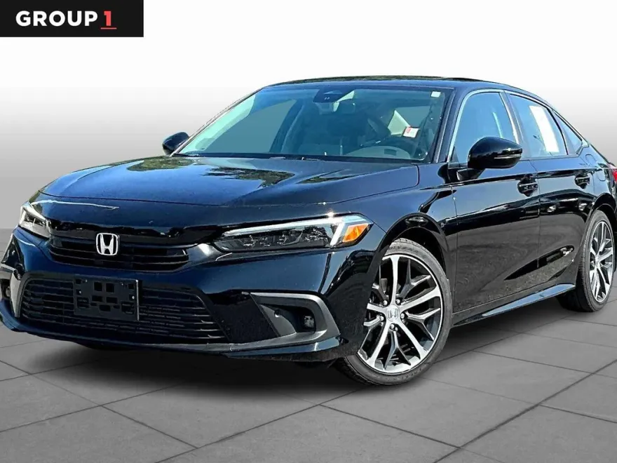 2024 Honda Civic Touring photo 1