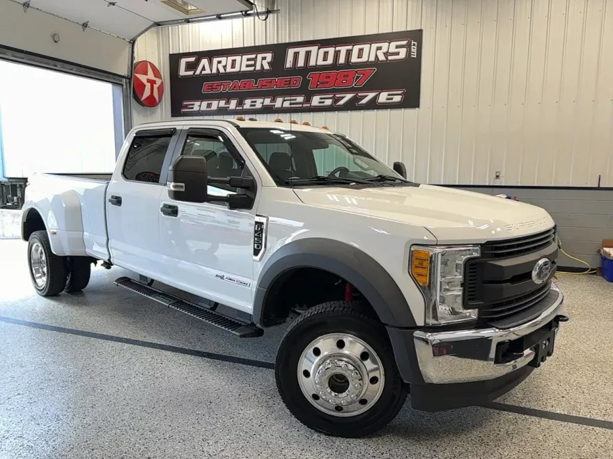 2017 Ford F-450 XL photo 1