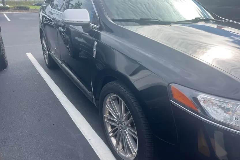 2015 Lincoln MKT EcoBoost photo 1