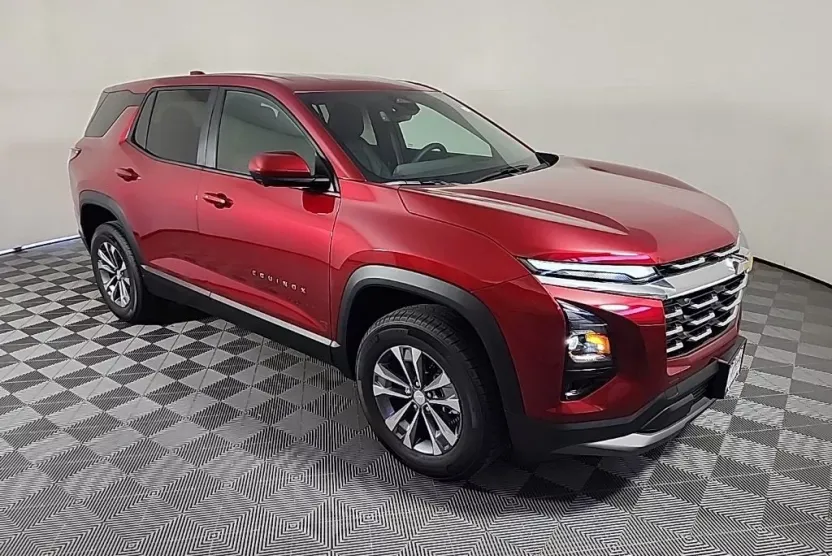 2026 Chevrolet Equinox LT photo 1