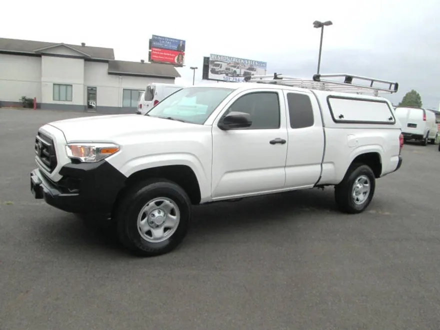 2022 Toyota Tacoma SR photo 1