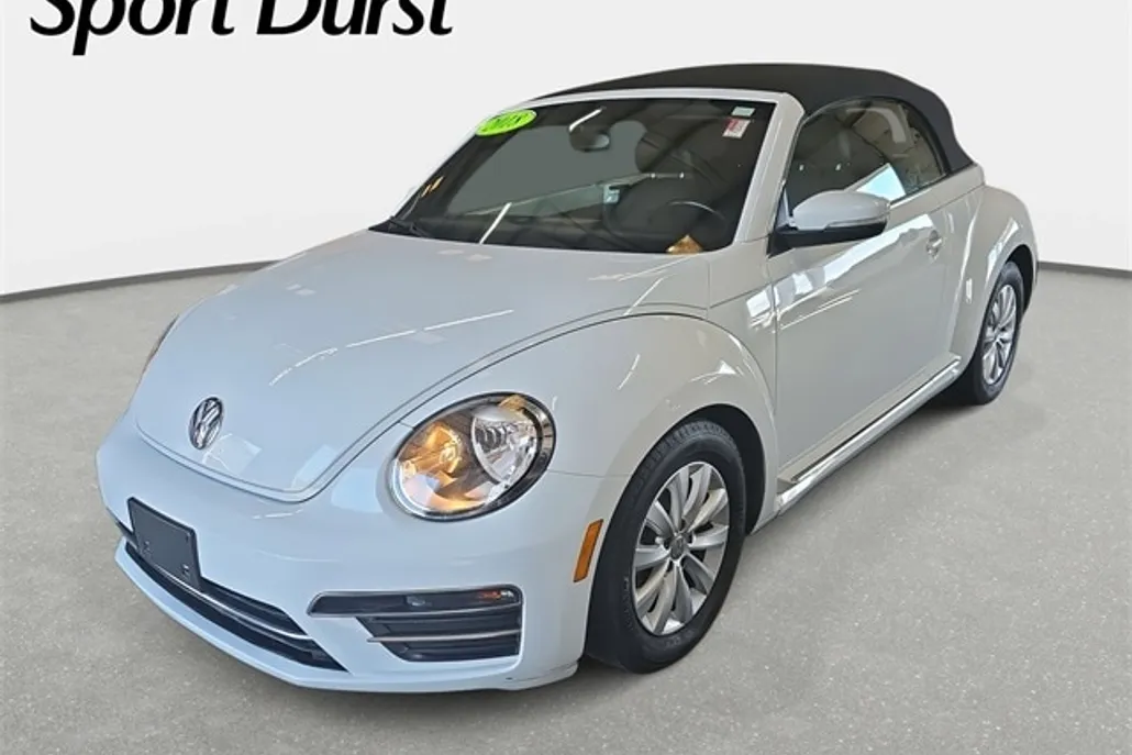 2018 Volkswagen Beetle Convertible photo 1