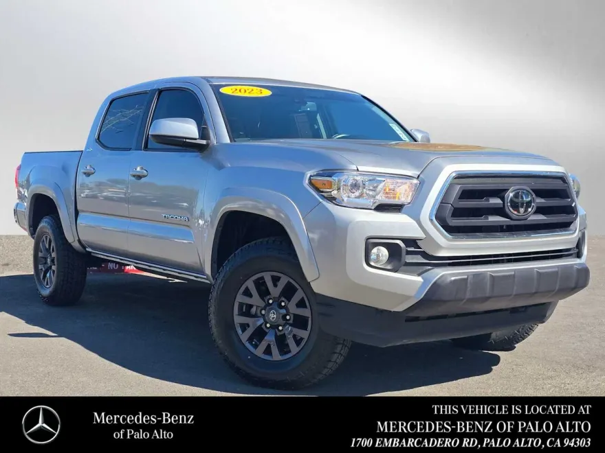 2023 Toyota Tacoma SR5 photo 1