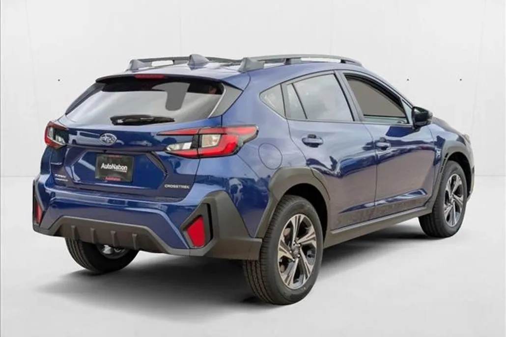 2025 Subaru Crosstrek Premium photo 1