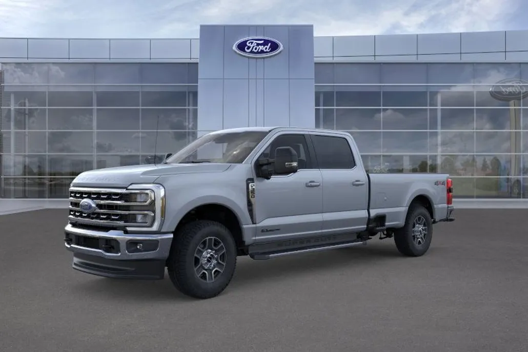 2026 Ford F-350 Lariat photo 1