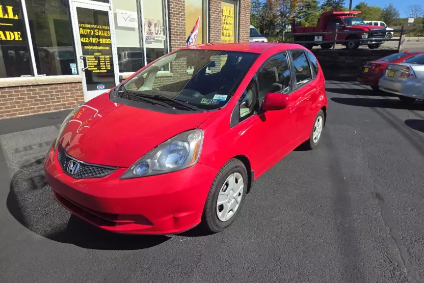 2013 Honda Fit photo 1